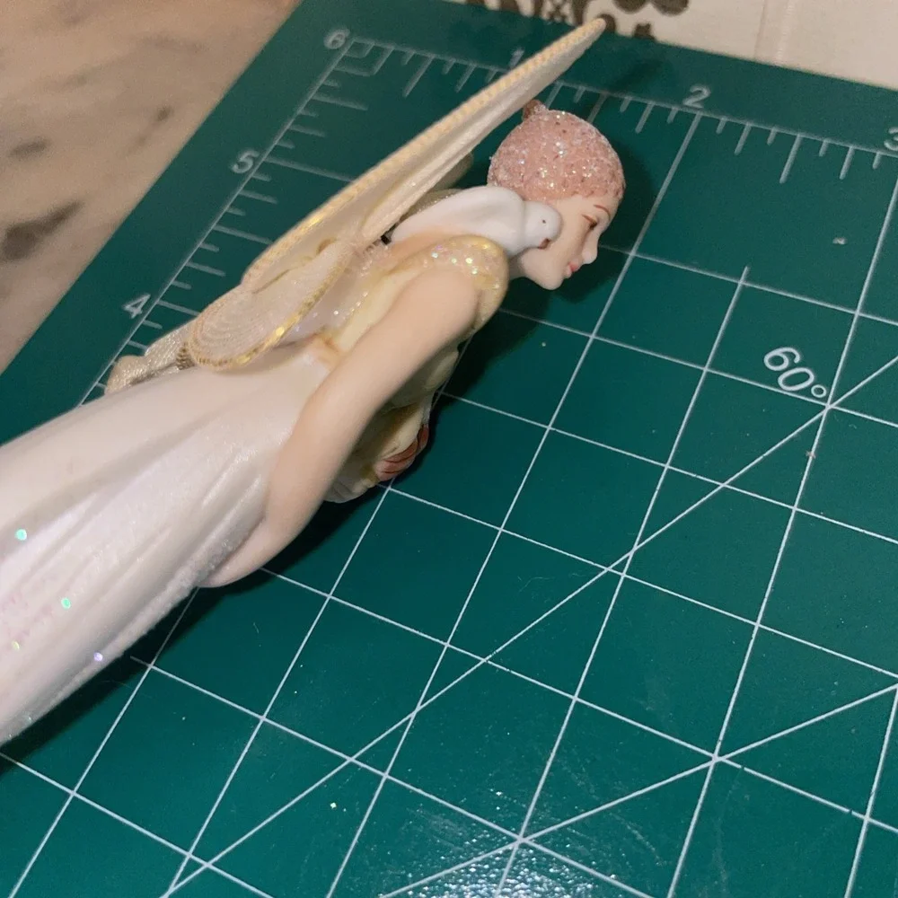 Hallmark 2001 Keepsake Christmas Ornament Sparkling Snow Blossom Porcelain Angel